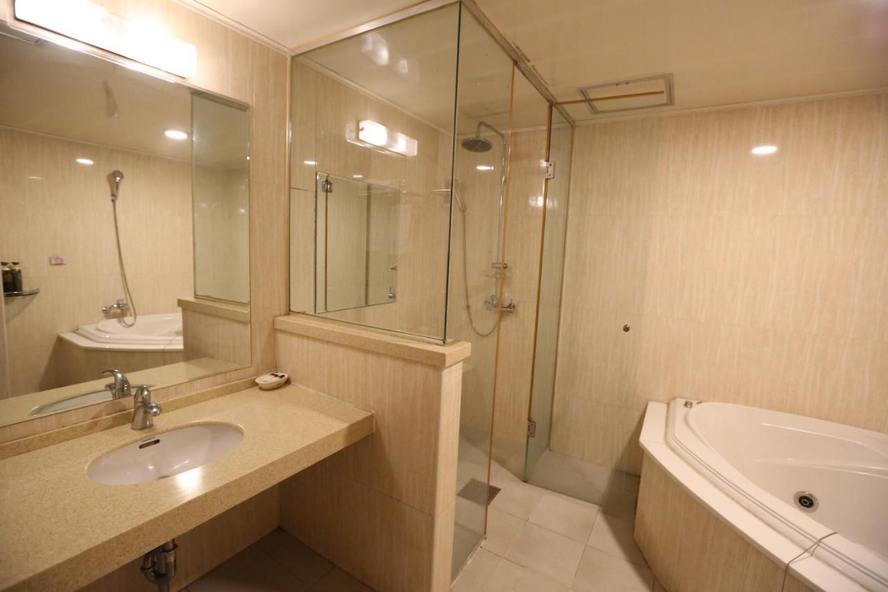 Symphony Hotel Suwon Extérieur photo