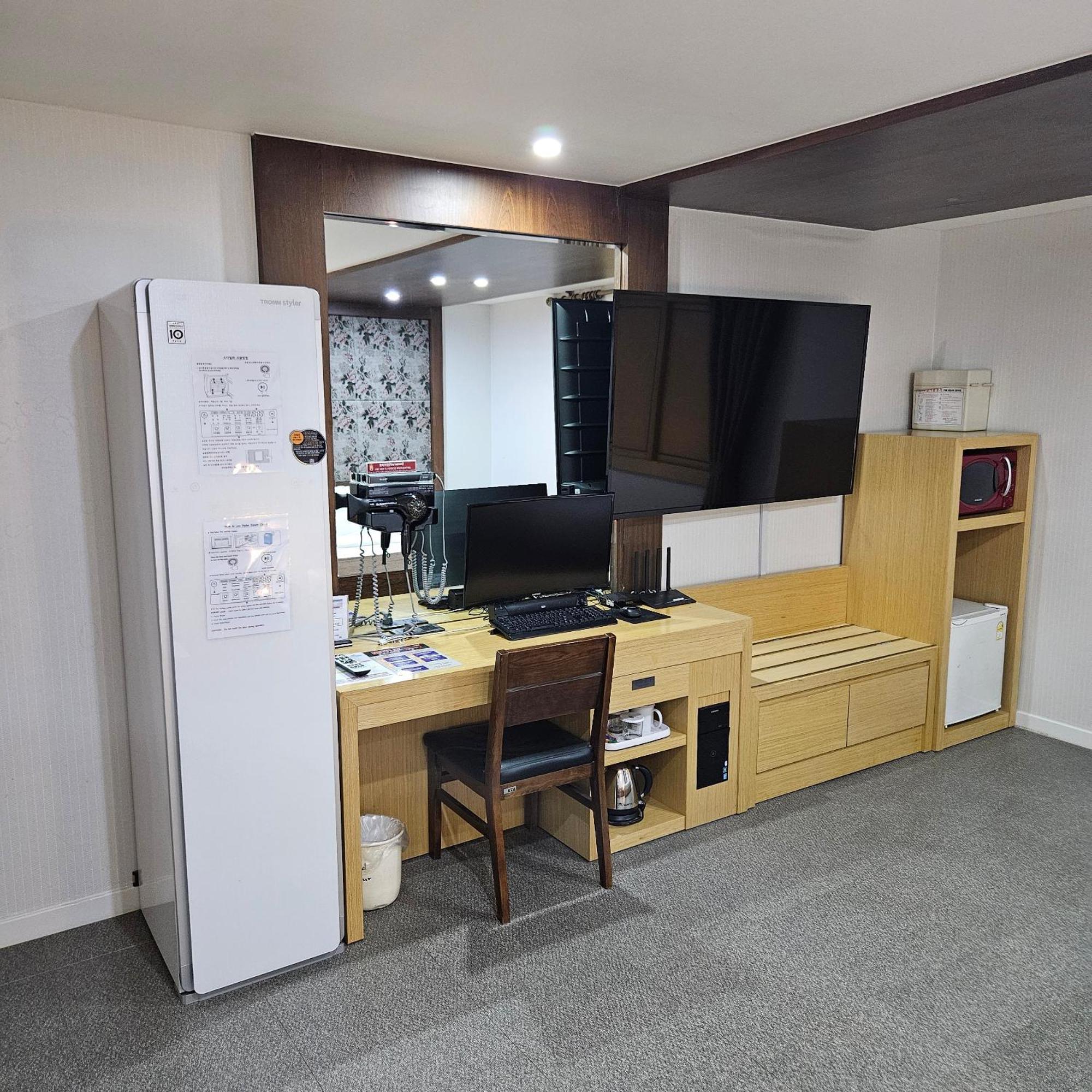 Symphony Hotel Suwon Extérieur photo