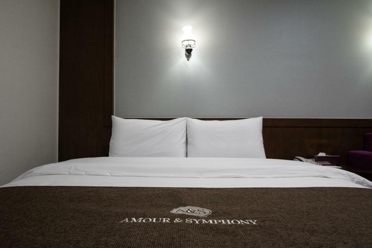 Symphony Hotel Suwon Extérieur photo