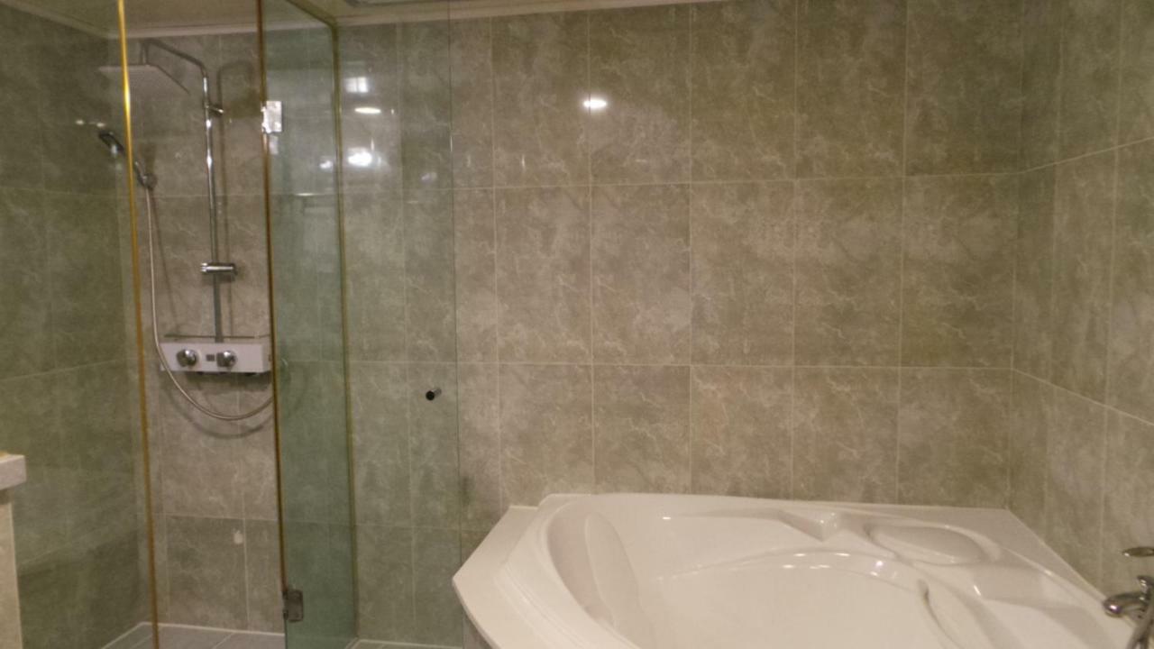 Symphony Hotel Suwon Extérieur photo