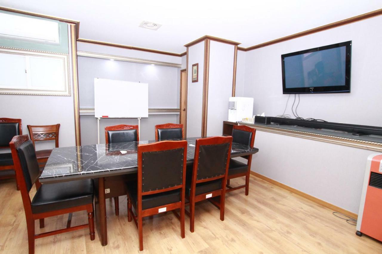 Symphony Hotel Suwon Extérieur photo